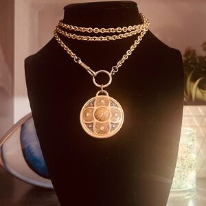 ⚜️Long statement necklace